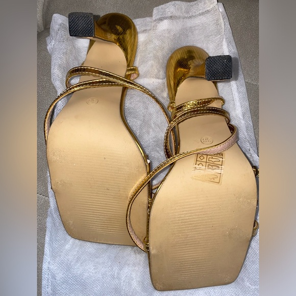 SHEIN Gold Strappy Open Toe Heels Women’s Size US 7 (CN38) - Picture 13 of 16
